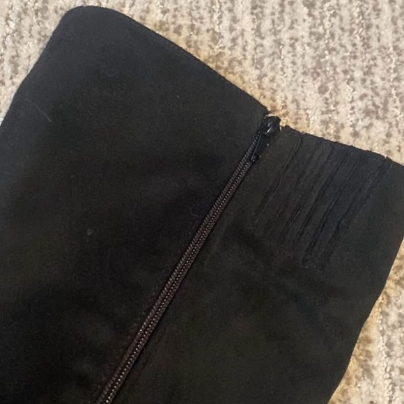 New Attitude Black Suede High Heel boots Size 10M - Picture 3 of 5